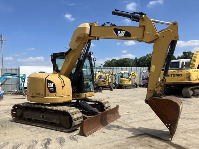 EXCAVATOR — Auction (lot 8456-178)