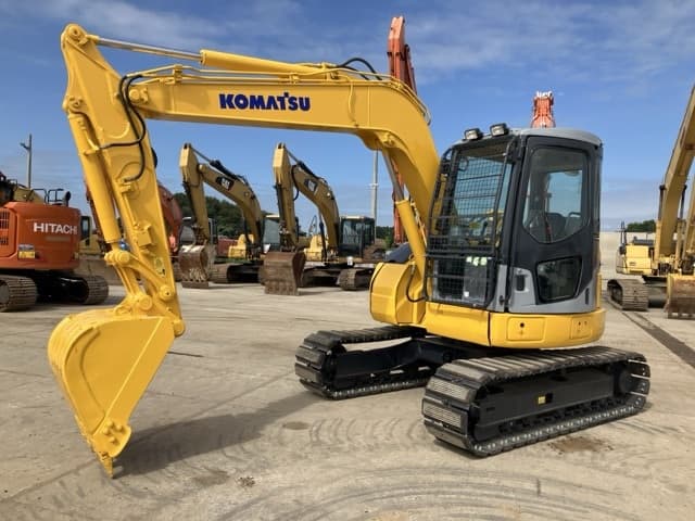 EXCAVATOR — Auction (lot 8456-18)
