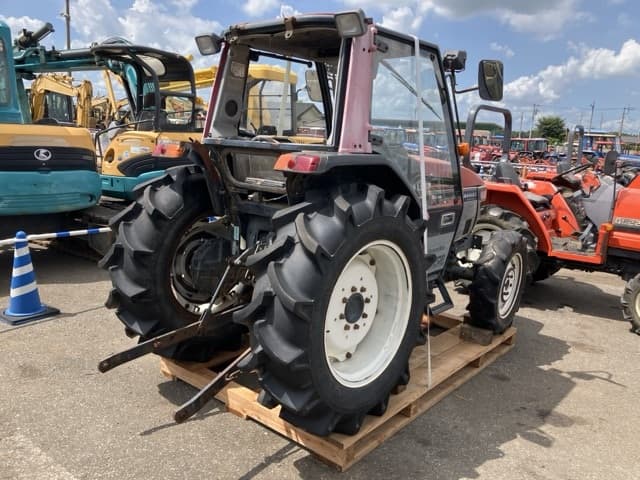 Tractor — Auction (lot 8456-1806)