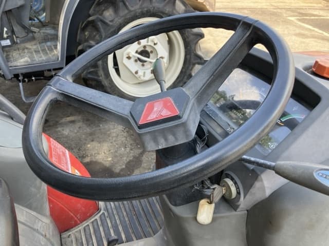 Tractor — Auction (lot 8456-1807)