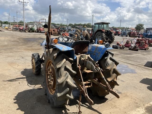 Tractor — Auction (lot 8456-1808)