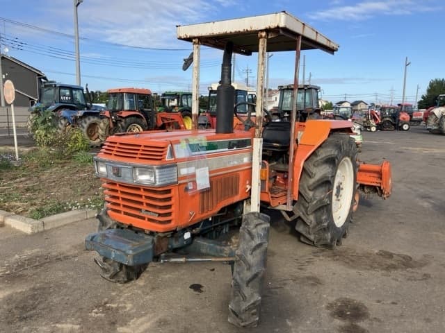 Tractor — Auction (lot 8456-1815)