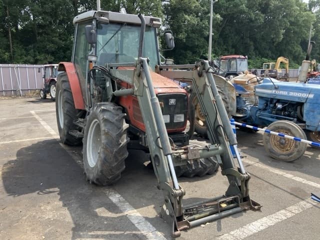 Tractor — Auction (lot 8456-1816)