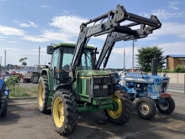 Tractor — Auction (lot 8456-1817)