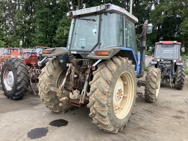Tractor — Auction (lot 8456-1820)