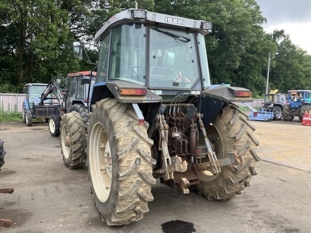 Tractor — Auction (lot 8456-1820)