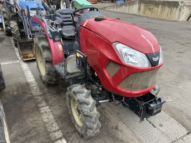 Tractor — Auction (lot 8456-1821)