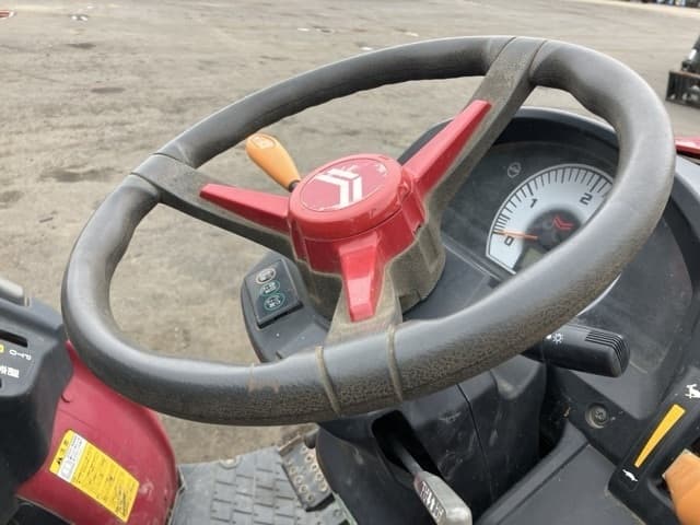Tractor — Auction (lot 8456-1821)