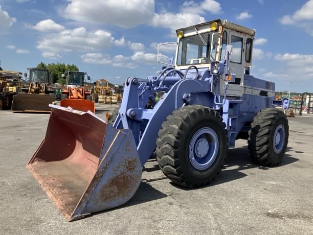 WHEEL LOADER — Auction (lot 8456-183)