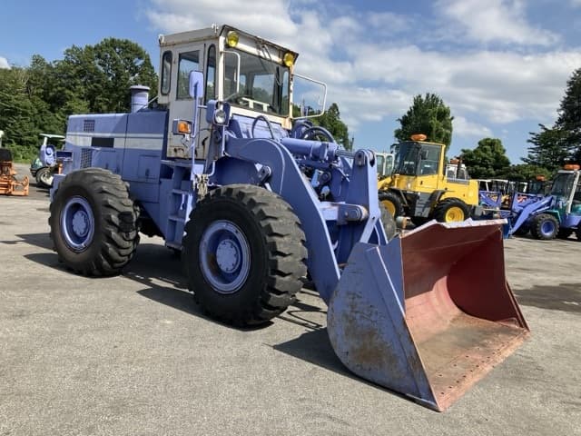 WHEEL LOADER — Auction (lot 8456-183)