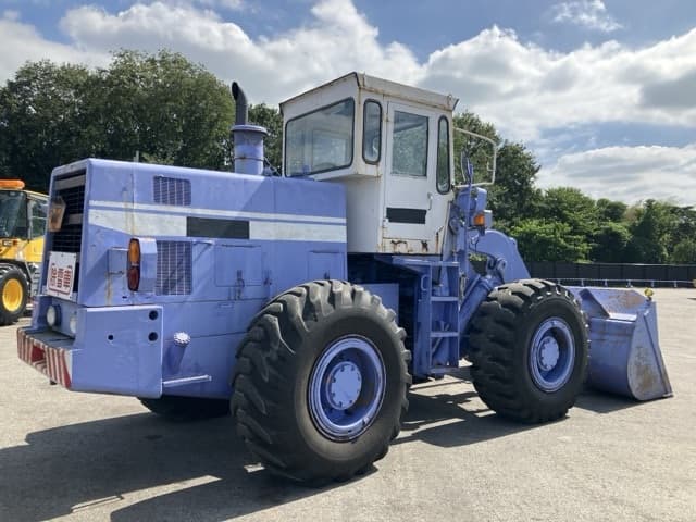 WHEEL LOADER — Auction (lot 8456-183)
