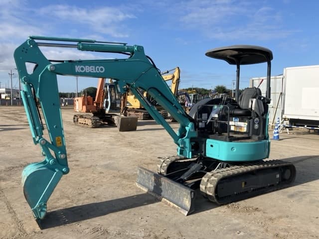 MINI EXCAVATOR — Auction (lot 8456-184)