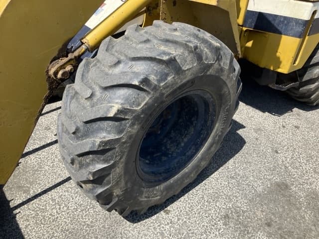 MINI WHEEL LOADER — Auction (lot 8456-185)