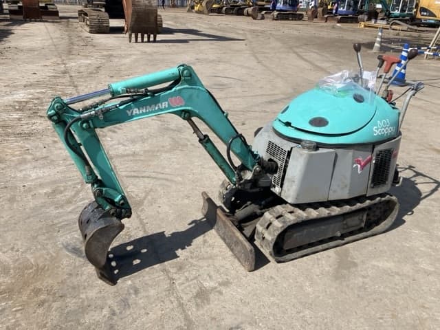 MINI EXCAVATOR — Auction (lot 8456-189)