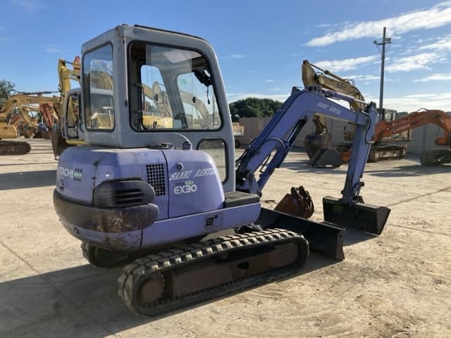 MINI EXCAVATOR — Auction (lot 8456-193)