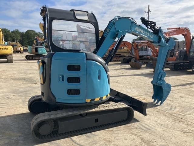 MINI EXCAVATOR — Auction (lot 8456-194)