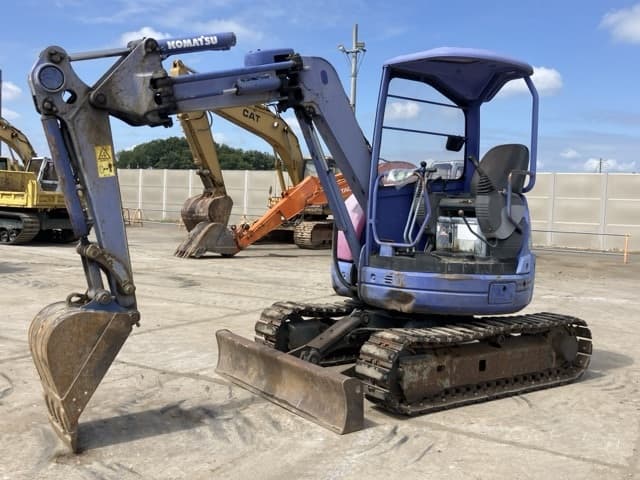 MINI EXCAVATOR — Auction (lot 8456-20)