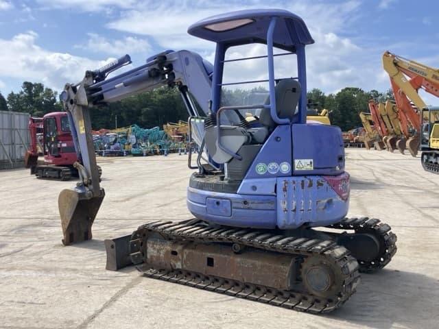 MINI EXCAVATOR — Auction (lot 8456-20)