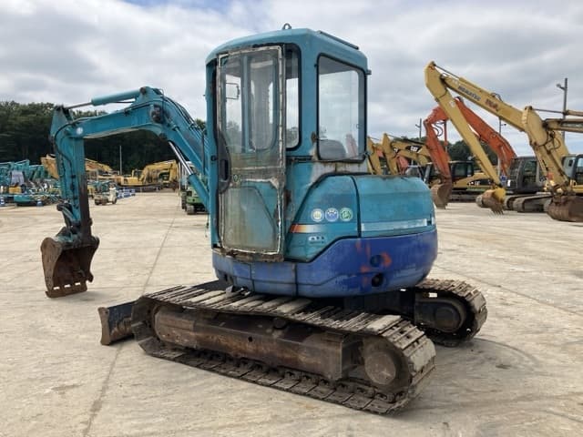 MINI EXCAVATOR — Auction (lot 8456-200)