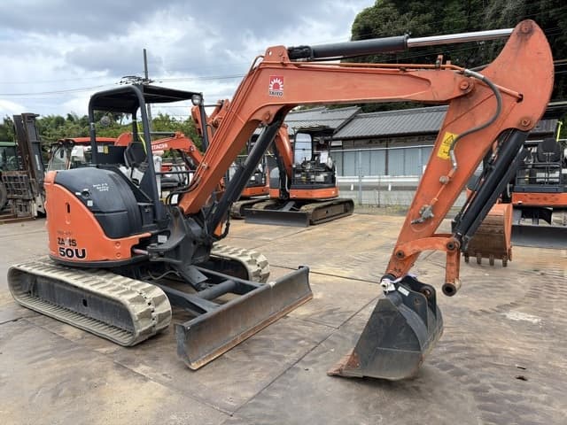 MINI EXCAVATOR — Auction (lot 8456-20004)