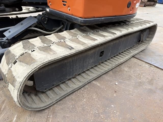 MINI EXCAVATOR — Auction (lot 8456-20004)