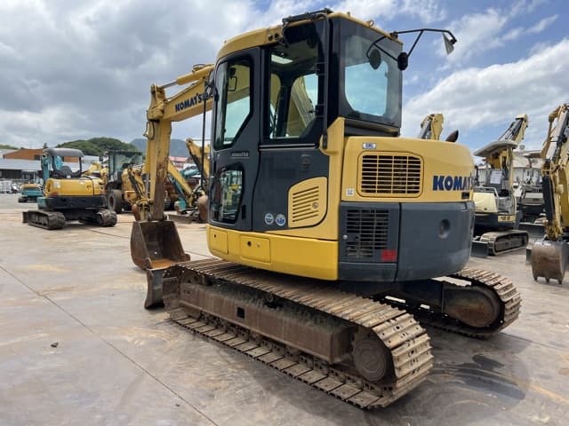 EXCAVATOR — Auction (lot 8456-20007)
