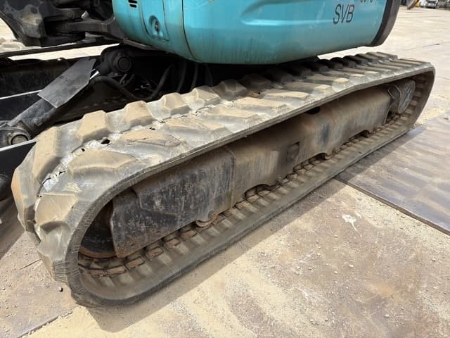 MINI EXCAVATOR — Auction (lot 8456-20008)