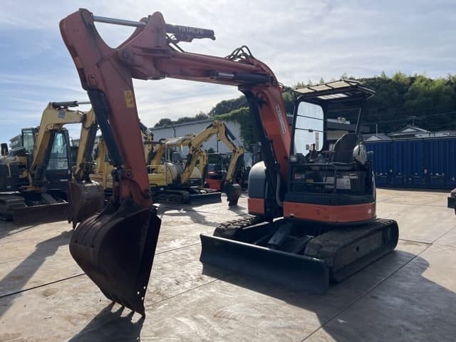 MINI EXCAVATOR — Auction (lot 8456-20009)