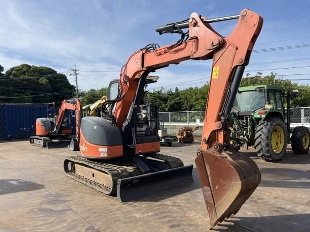 MINI EXCAVATOR — Auction (lot 8456-20009)