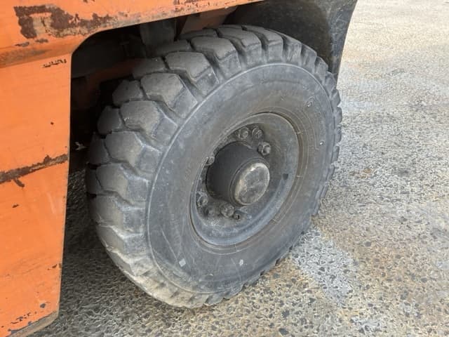 Forklift — Auction (lot 8456-2001)