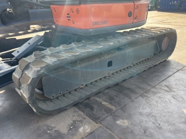 MINI EXCAVATOR — Auction (lot 8456-20012)