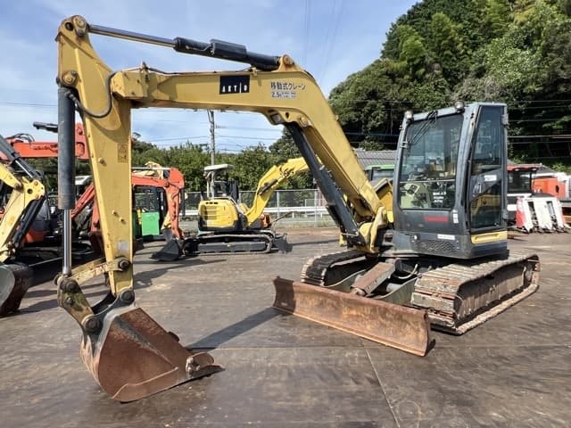 EXCAVATOR — Auction (lot 8456-20015)
