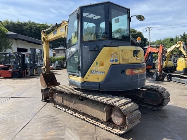 EXCAVATOR — Auction (lot 8456-20015)