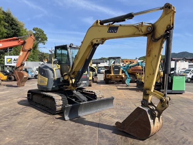 EXCAVATOR — Auction (lot 8456-20016)