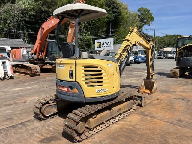 MINI EXCAVATOR — Auction (lot 8456-20017)