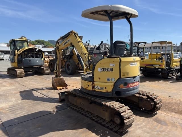 MINI EXCAVATOR — Auction (lot 8456-20017)