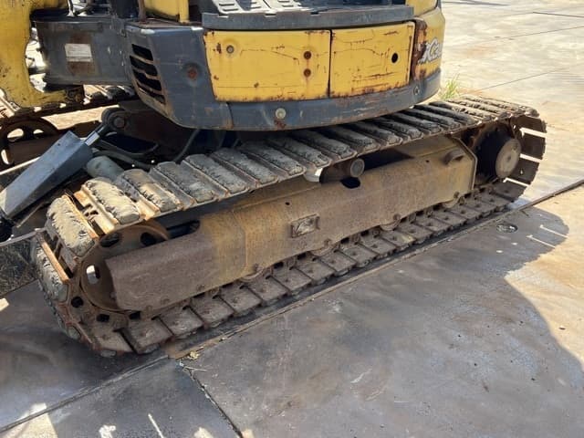 MINI EXCAVATOR — Auction (lot 8456-20017)