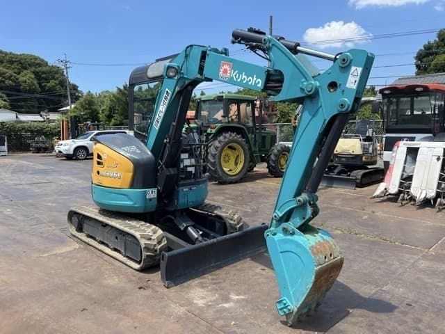 MINI EXCAVATOR — Auction (lot 8456-20019)