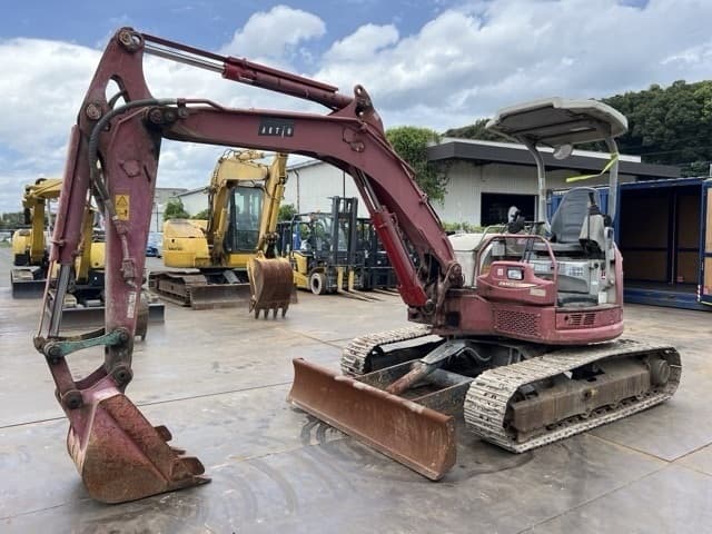 MINI EXCAVATOR — Auction (lot 8456-20020)