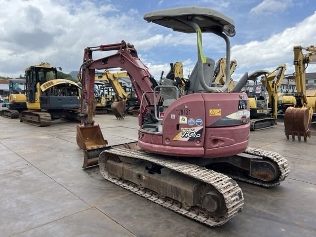 MINI EXCAVATOR — Auction (lot 8456-20020)