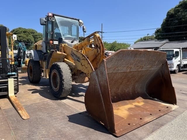 WHEEL LOADER — Auction (lot 8456-20021)