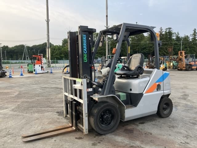 Forklift — Auction (lot 8456-2005)