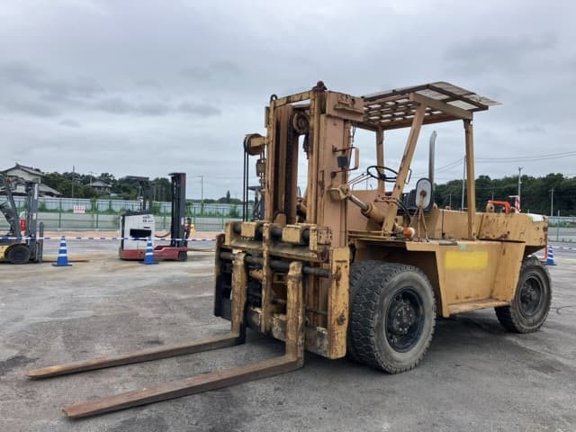 Forklift — Auction (lot 8456-2009)