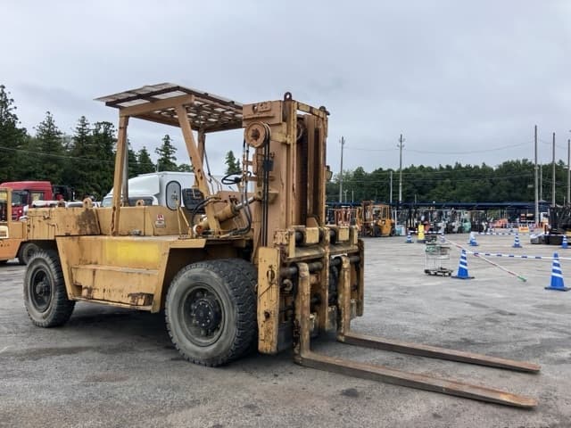 Forklift — Auction (lot 8456-2009)