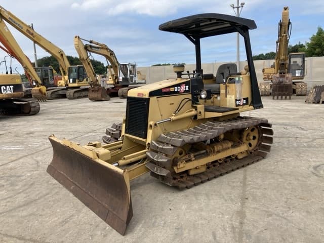 Bulldozer — Auction (lot 8456-201)