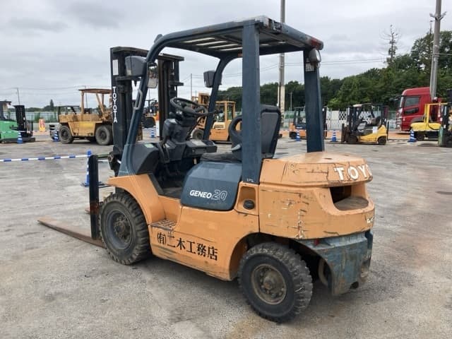 Forklift — Auction (lot 8456-2011)