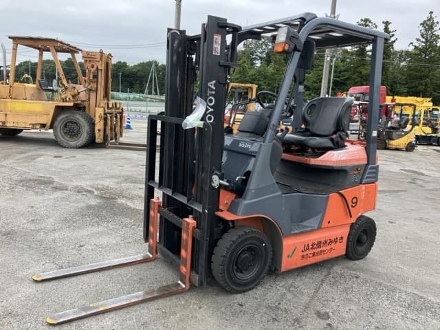 Battery Forklift — Auction (lot 8456-2014)