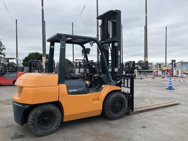Forklift — Auction (lot 8456-2020)