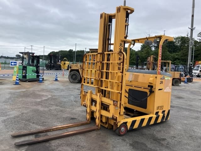 Reach Forklift — Auction (lot 8456-2022)