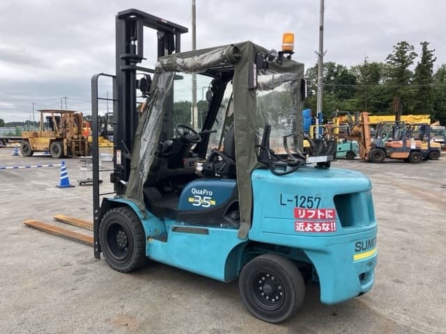 Forklift — Auction (lot 8456-2025)